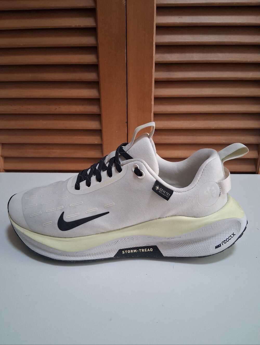 Nike ReactX Infinity Run 4 Gore-Tex Pale/ Ivory Women's Running Shoe * Size: 7.5